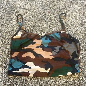 SHEIN Camouflage Crop Top
